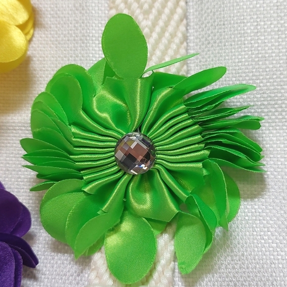 Sateen Flower Hair Clips☆Set of 4 - Picture 3 of 8
